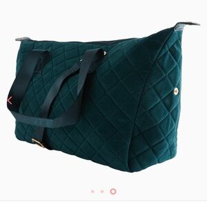 Summer and rose Lillian Velvet Quilted Duffel green